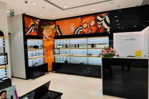 Titan Eye Plus, Dubai